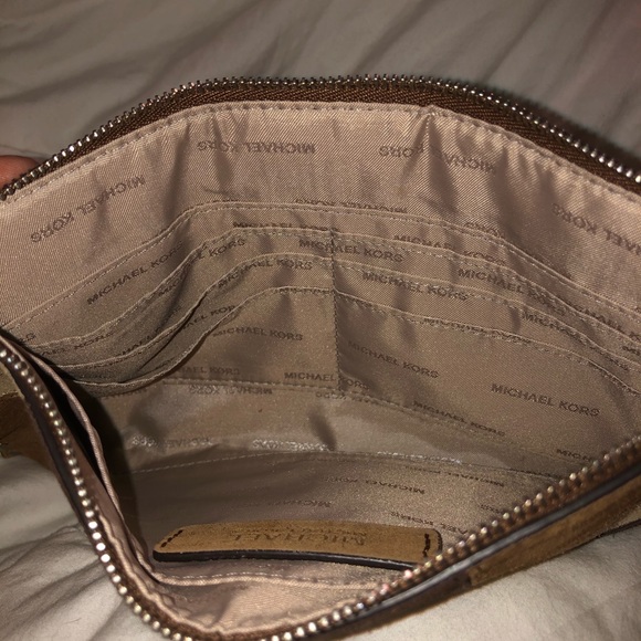 Michael Kors handbag - Picture 3 of 7